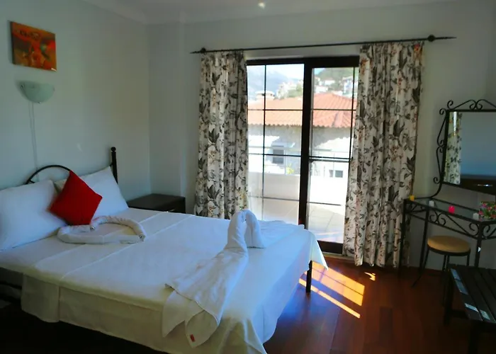Club Merla Hotel *